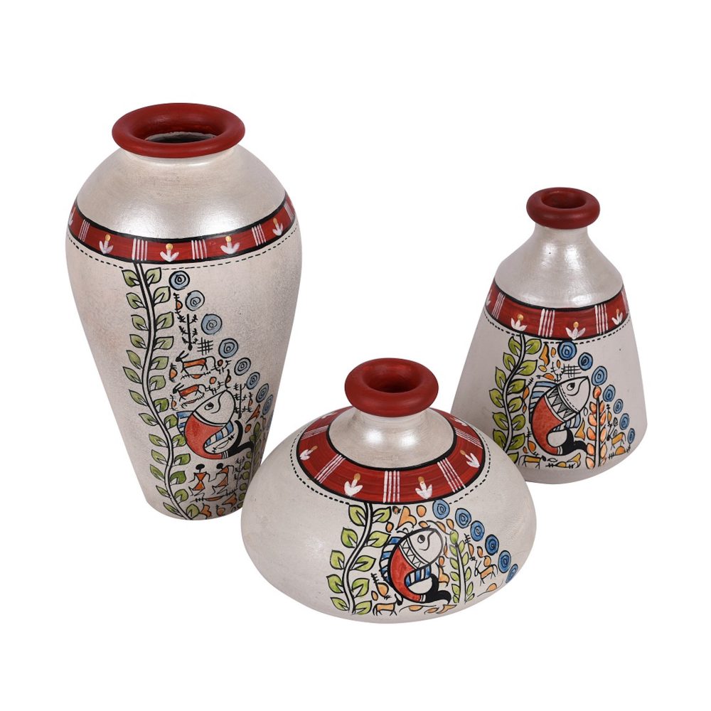 Moorni Vase Earthen Miniatures White Madhubani (Set of 3) 4.4/3/6