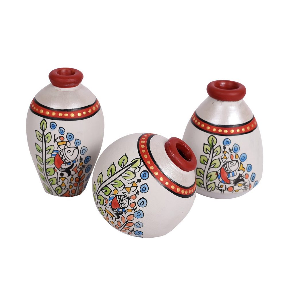 Moorni Vase Earthen Miniatures White Madhubani (Set of 3) 2.5/3/3