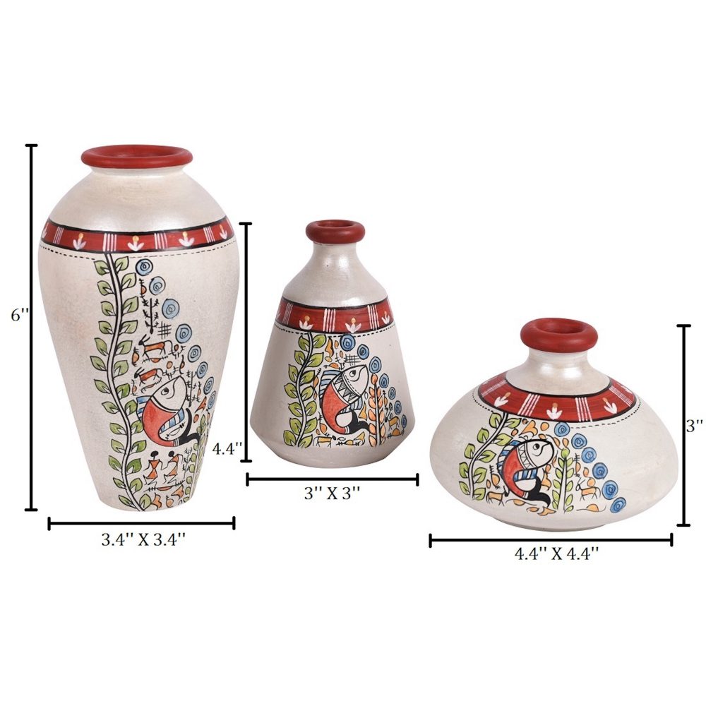 Moorni Vase Earthen Miniatures White Madhubani (Set of 3) 4.4/3/6